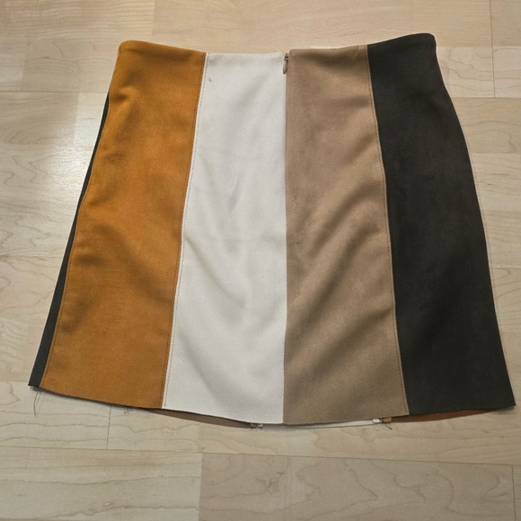 Abbeline Faux Suede Mini Skirt - Picture 3 of 10